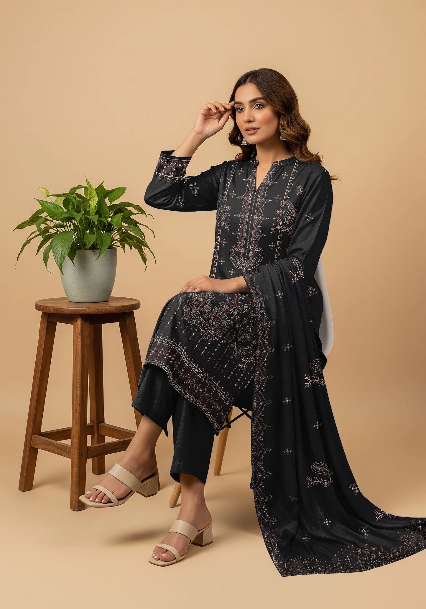 BLACK DHANAK EMBROIDERED | 3 PIECE | UNSTITCHED | 4305