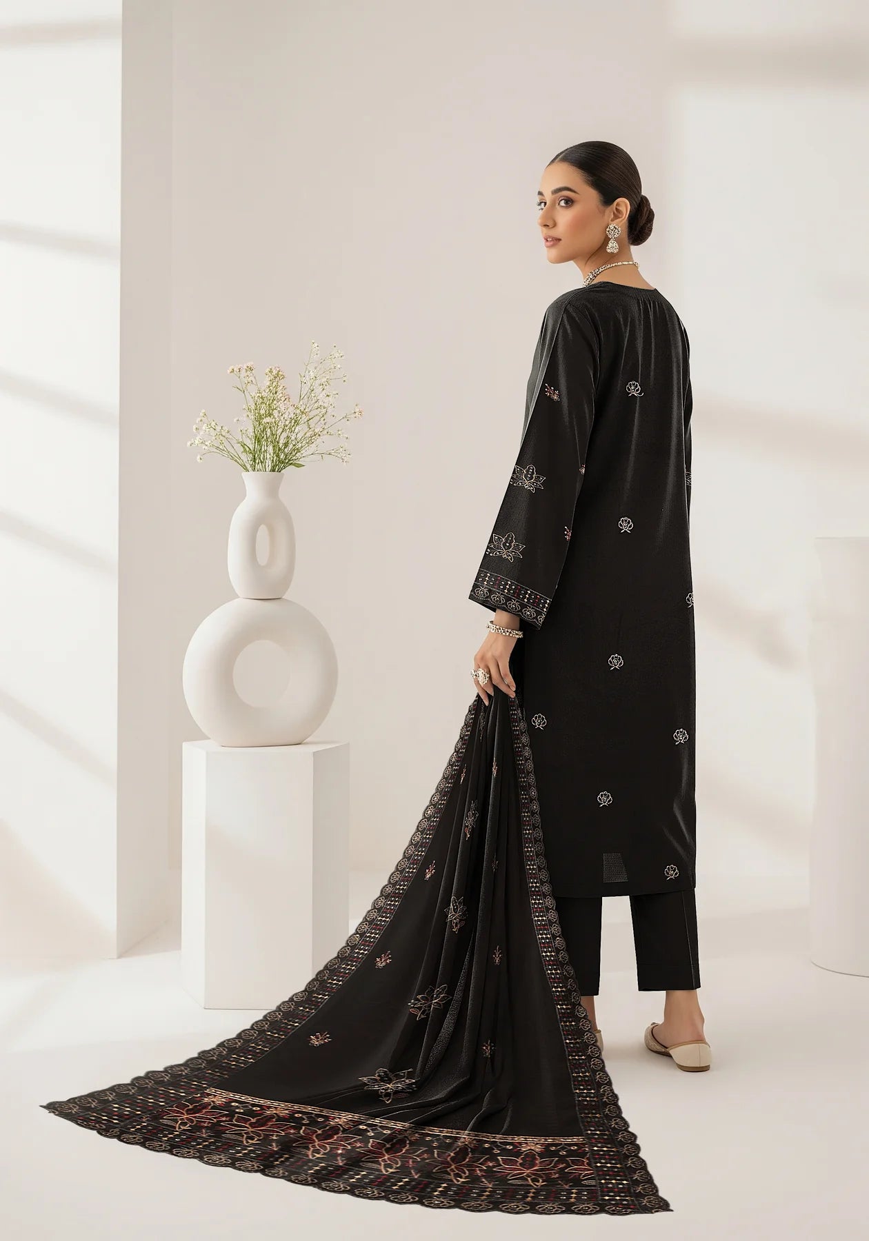 BLACK DHANAK EMBROIDERED | 3 PIECE | UNSTITCHED | 4203