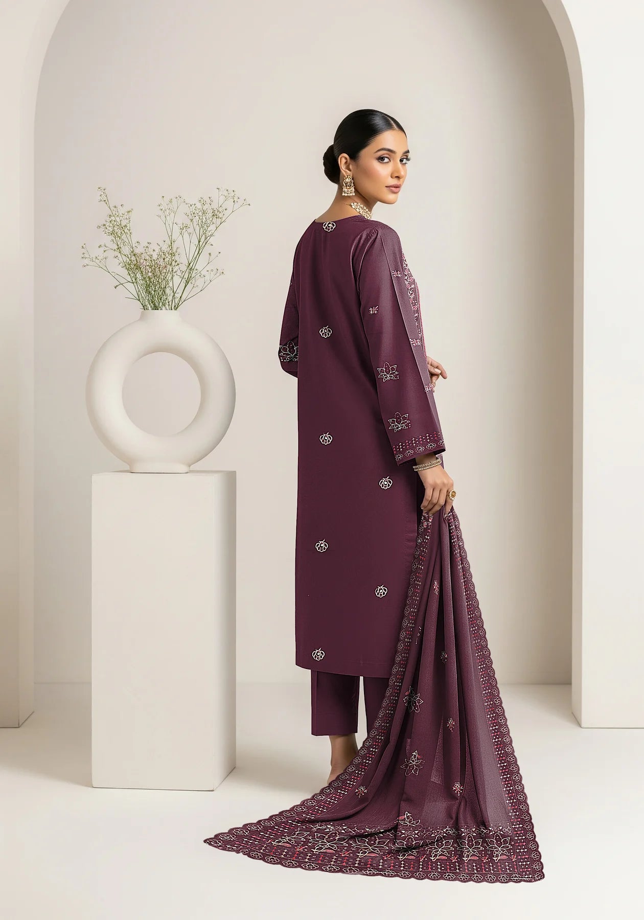 MAJENTA DHANAK EMBROIDERED | 3 PIECE | UNSTITCHED | 4205