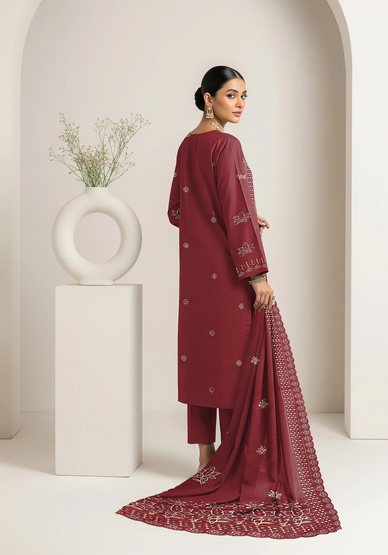 MAROON DHANAK EMBROIDERED | 3 PIECE | UNSTITCHED | 4204