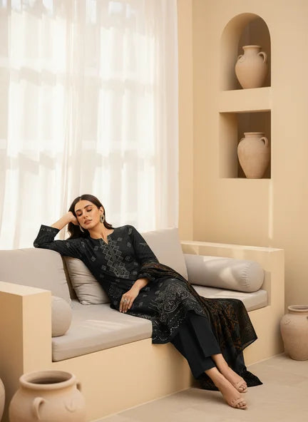 BLACK DHANAK EMBROIDERED | PALACHI VELVET SHAWL | UNSTITCHED | 5102