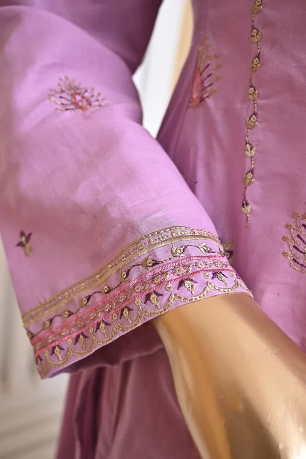 LAVENDER PINK 3 PIECE COTTON EMBROIDERED SUIT {UNSTITCHED} – 3006 – BINOSMAN - Image 6
