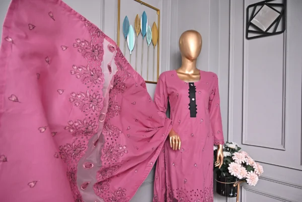 PERSIAN PINK 3 PIECE COTTON EMBROIDERED SUIT {UNSTITCHED} – 2002 – BINOSMAN - Image 4